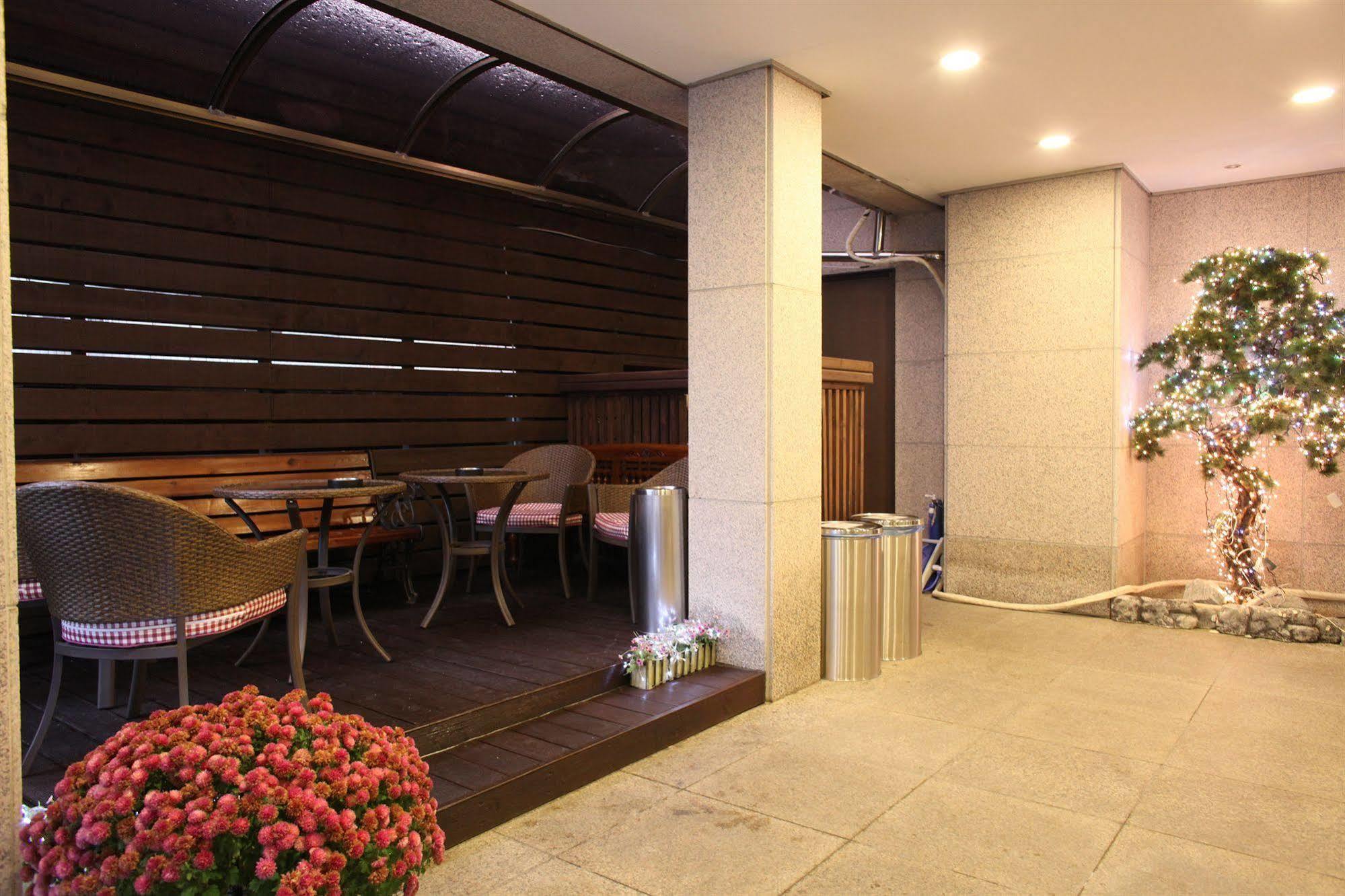 Hill House Seoul Myeongdong Hotel Eksteriør billede